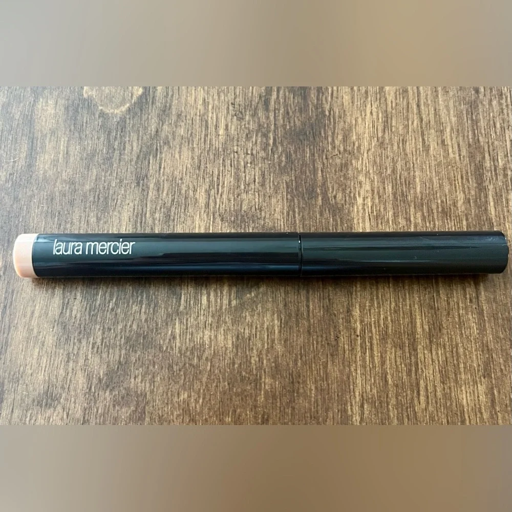 laura mercier nwob unused